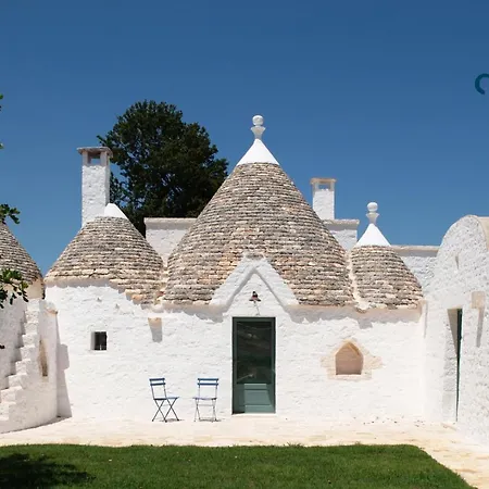 Trulli Pietra Rossa Ostuni
