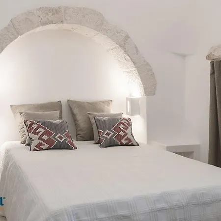 Trulli Pietra Rossa Ostuni
